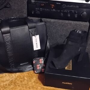 Steve Madden Black and Cherry Women's Accessory Set. Madden Girl Size Women's 11